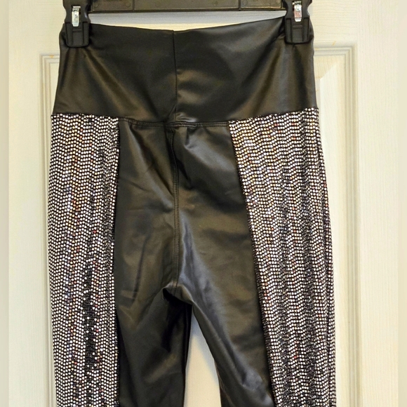 Blu Buttercup Faux Leather And Sequin Pants Small - Picture 6 of 10